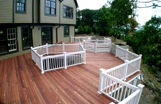 How to choose a size and shape for your deck