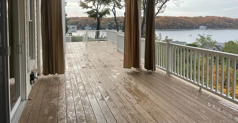 Smithtown deck repair and maintenance company